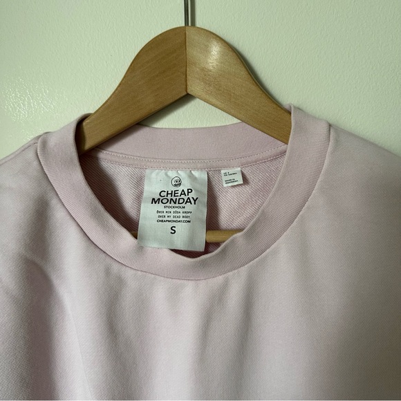 Cheap Monday soft cropped crewneck long sleeve sweater - Picture 5 of 11